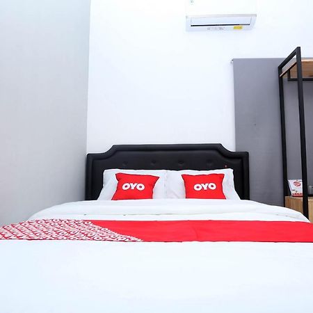 Safara Guesthouse Syariah Semarang Bagian luar foto