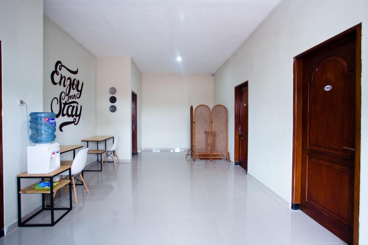 Safara Guesthouse Syariah Semarang Bagian luar foto
